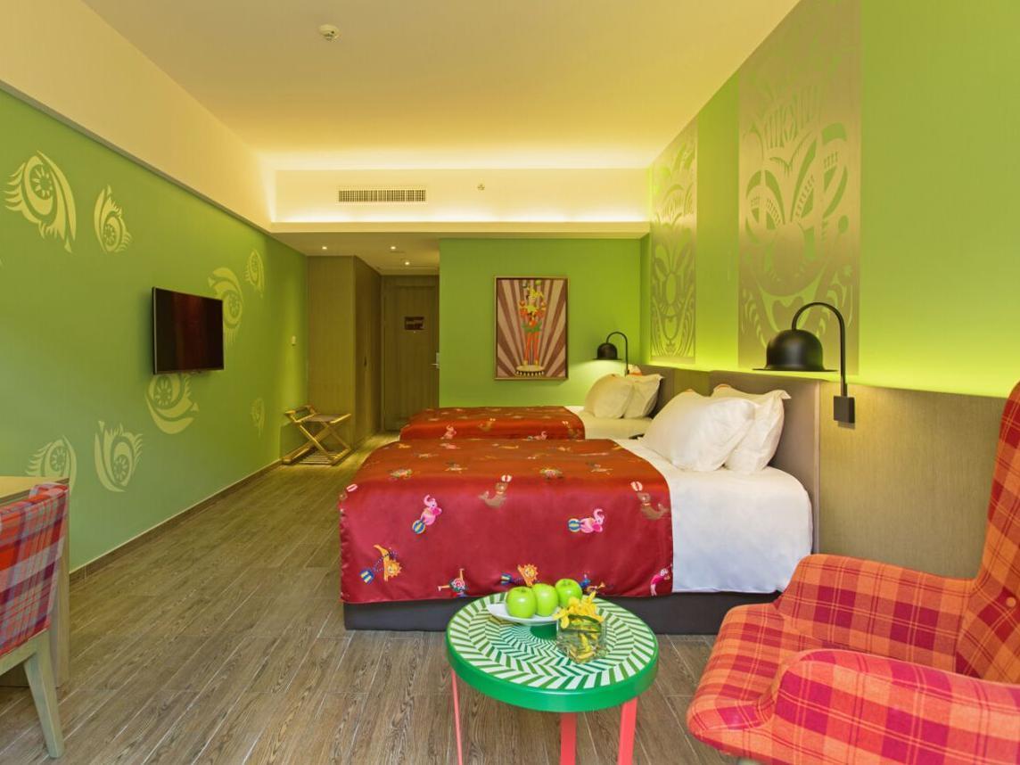 Chimelong Circus Hotel Châu Hải Ngoại thất bức ảnh