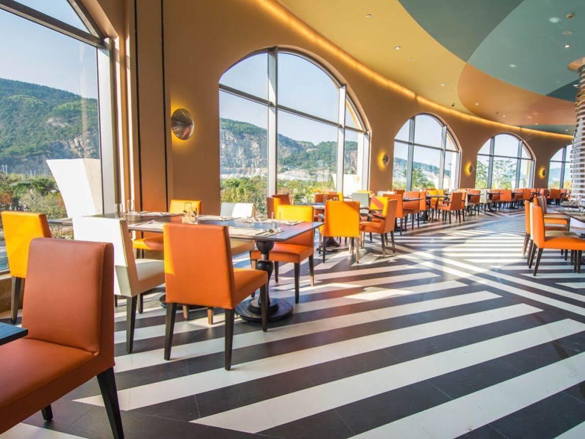 Chimelong Circus Hotel Châu Hải Ngoại thất bức ảnh